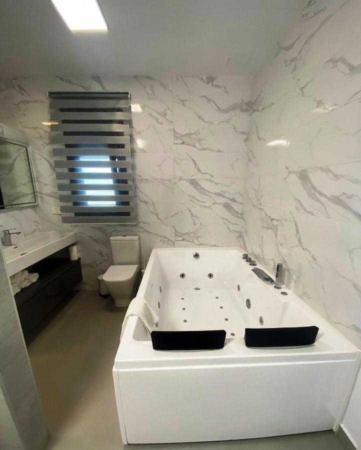 Loft Villalucia Коніль-де-ла-Фронтера Екстер'єр фото